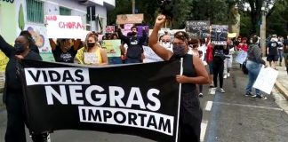 Manifestação antirracista e antifascista em Itaúna