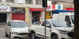 Bebida + direção = Colisão na Praça da Matriz