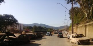 Veículos de Pátio Credenciado são despejados às margens da Av. São João e são saqueados em via pública (áudios e vídeo)