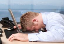 Fadiga mental pelo uso excessivo de telas de computadores e smartphones (PODCAST)