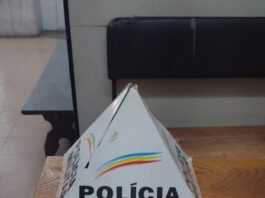 Prisão por posse ilegal de arma branca e drogas