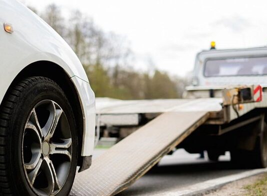 Detran de MG reajusta valores de remoção e diária de veículos