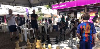 Xadrez na Praça da Matriz