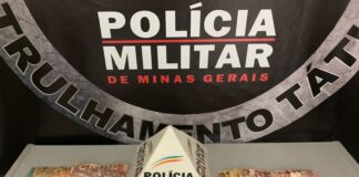 PM prende suspeitos de tráfico após denúncia anônima