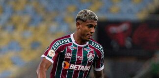 Itaunense John Kennedy decide rumo à final da Libertadores