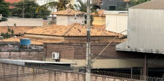 Colisão de iguais, dois Ecosport batem no bairro Sion, vítimas sofreram ferimentos leves