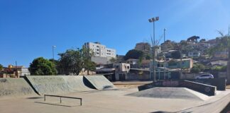 Prefeitura de Itaúna assina ordem de serviço para reconstrução da pista de skate da Praça CELI