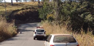 PM localiza e apreende carro furtado