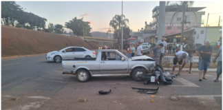 Acidente de trânsito em Itatiaiuçu deixa motociclista gravemente ferido