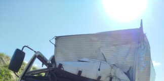 Colisão traseira na MG-050 deixa motorista ferido em estado grave