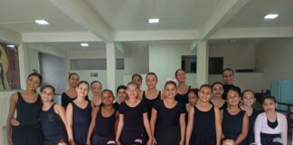 Projeto social abre as portas para crianças realizarem o sonho de dançar balé