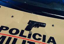 Polícia Militar apreende simulacro de arma e registra desobediência durante Carnaval em Itaúna