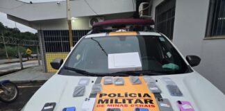 iPhones e MacBook são apreendidos em fiscalização na MG-431, em Pará de Minas