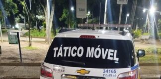 Polícia Militar recupera baterias furtadas e conduz homem por receptação em Itaúna