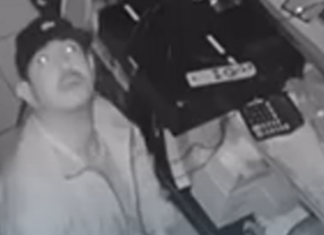 Criminosos invadem hamburgueria no Centro de Itaúna