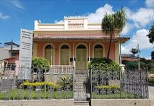 Biblioteca Municipal recebe grande público em lançamento de livro de Elina Dirce