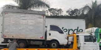 PM impede furto de carga de chocolates avaliada em quase R$ 500 mil na BR-381, em Itatiaiuçu
