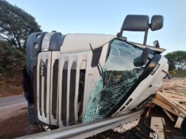 Grave acidente na BR-381 deixa um morto e provoca interdição em Itatiaiuçu