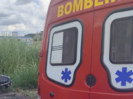 Mulher fica ferida em acidente com motocicleta em Itaúna