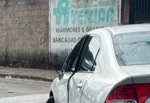 Acidente entre moto e carro deixa uma pessoa ferida na Avenida Manoel da Custódia