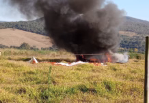 Ação rápida do piloto utiliza sistema de paraquedas da aeronave para evitar impacto