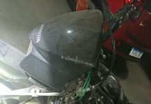 Idoso cai de moto na MG-431; militares suspeitaram de embriaguez, mas condutor não quis fazer teste de bafômetro